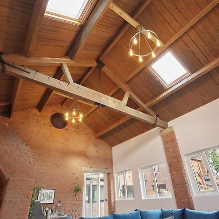 Victorian Retreat In Liverpool Knowsley Exterior foto